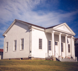 Exterior of the Queens County Heritage – Court House Museum